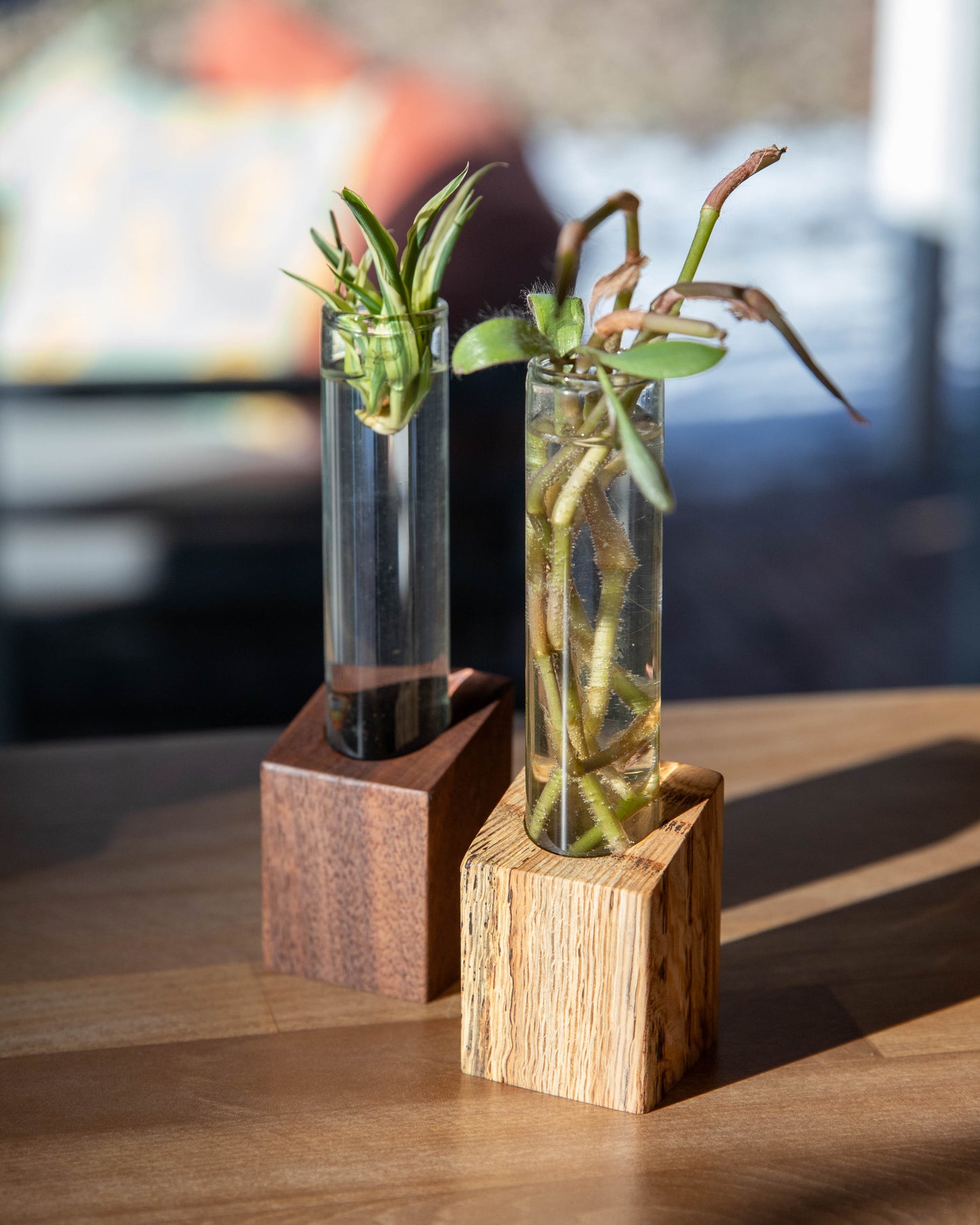 Angled propagation station